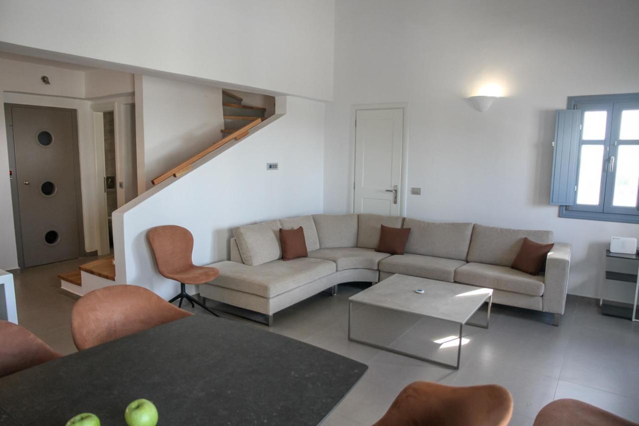 Luxe Maroussi Villas Pýrgos Eksteriør billede